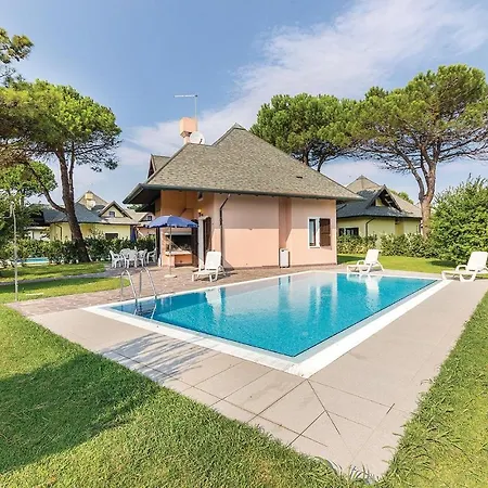 Holiday Albarella Ro 11 Holiday home *