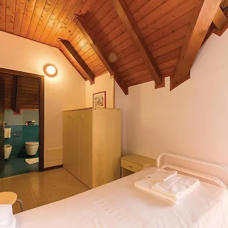 Holiday Albarella Ro 11